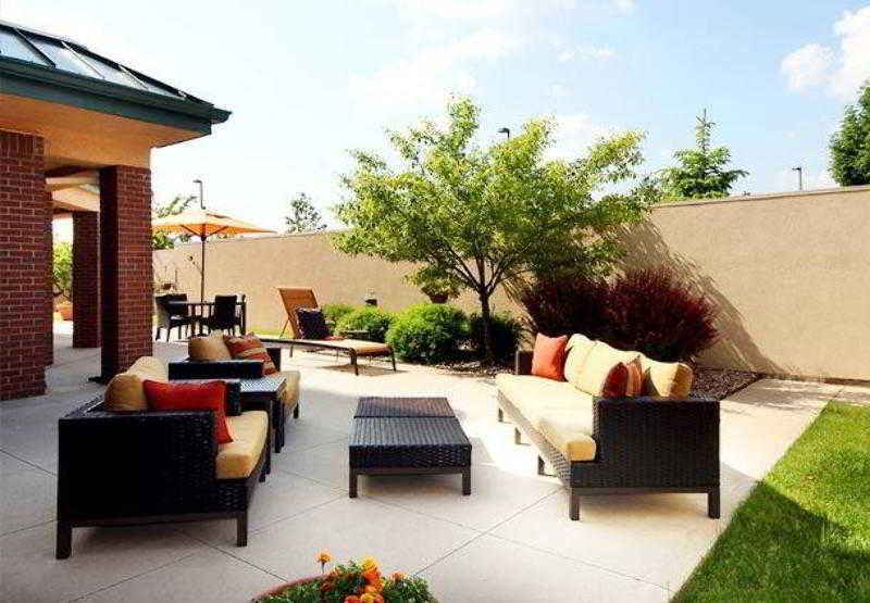 Courtyard Chicago Bloomingdale Hotel Luaran gambar